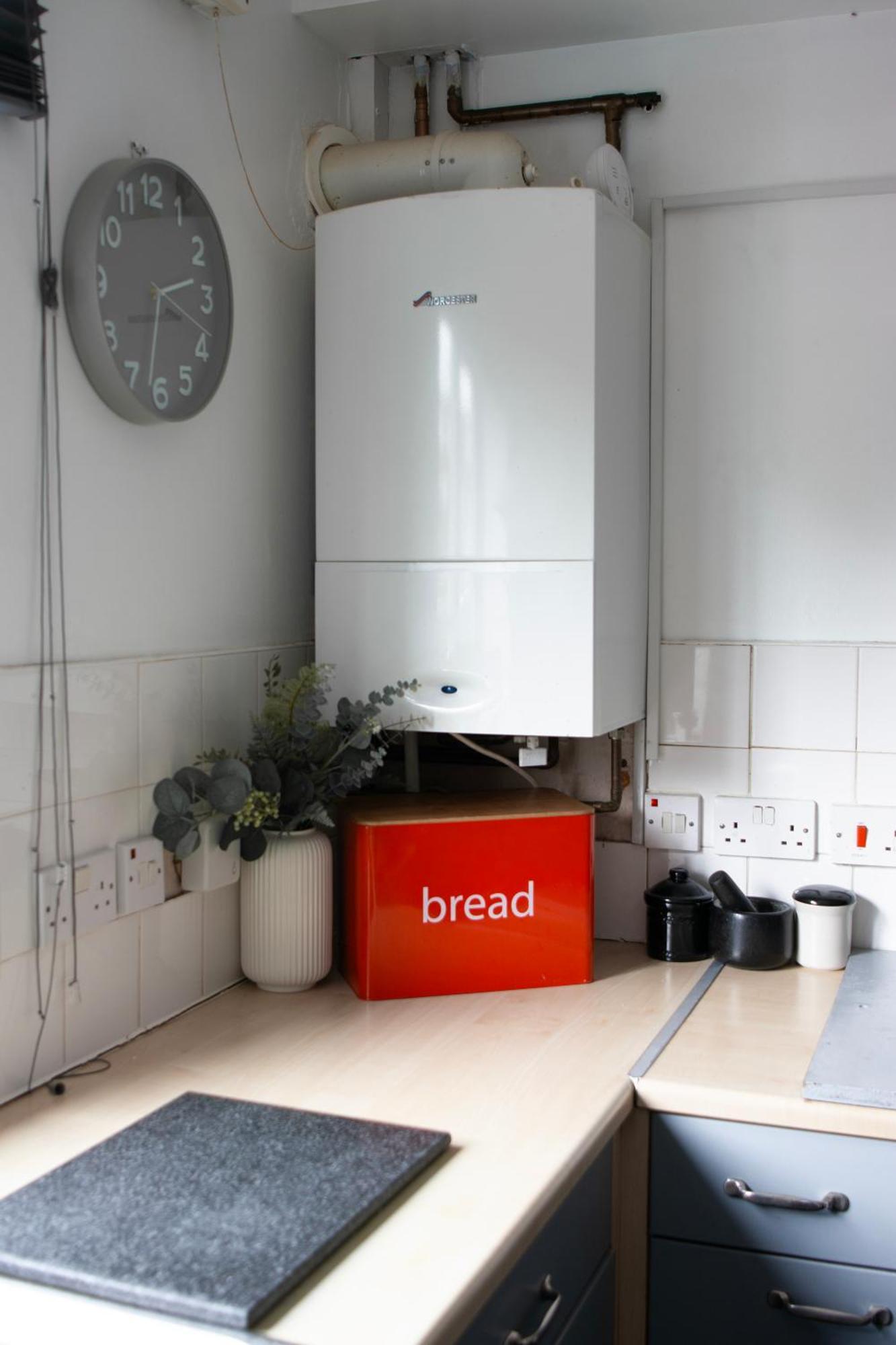 Well-Equipped 4 Bedroom House Close To City Centre Leeds  Ngoại thất bức ảnh